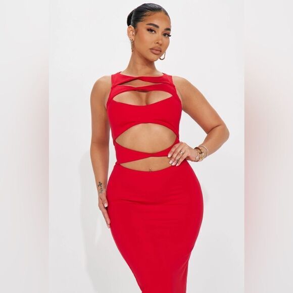 Fashion Nova Dress Only Missing You Cut Out Midi NEW - Picture 3 of 12